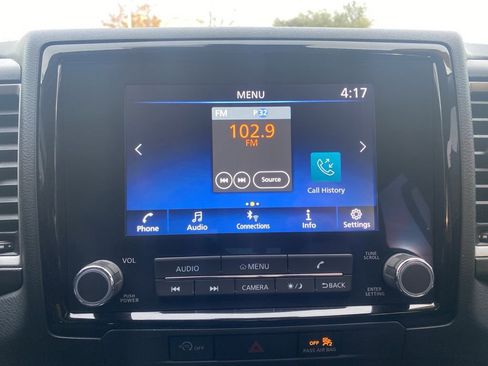 Used 2023 Nissan Frontier SV image 23