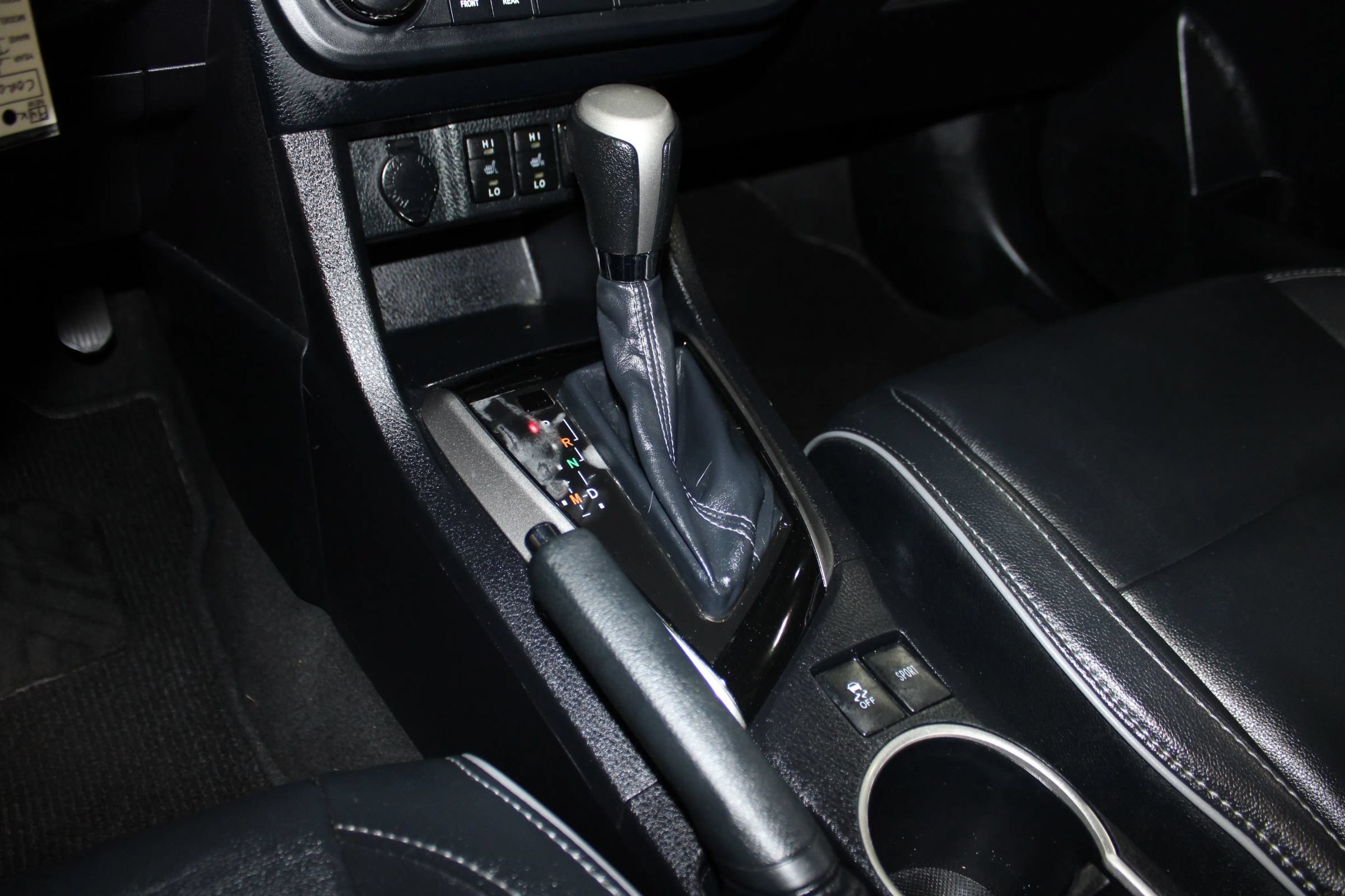Used 2014 Toyota Corolla S Premium FWD image 17