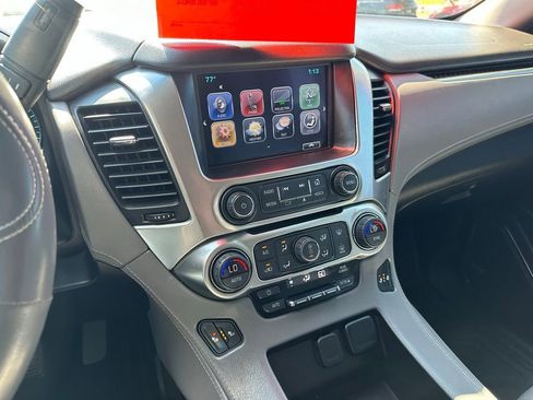 Used 2018 Chevrolet Suburban LT image 26