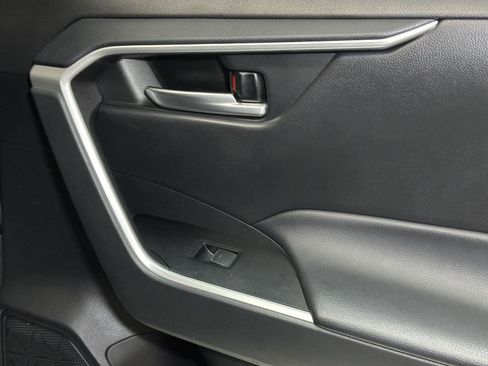 Used 2023 Toyota RAV4 XLE Premium image 35