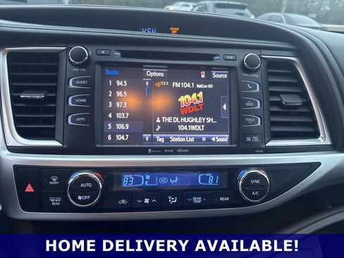 Used 2016 Toyota Highlander XLE image 8