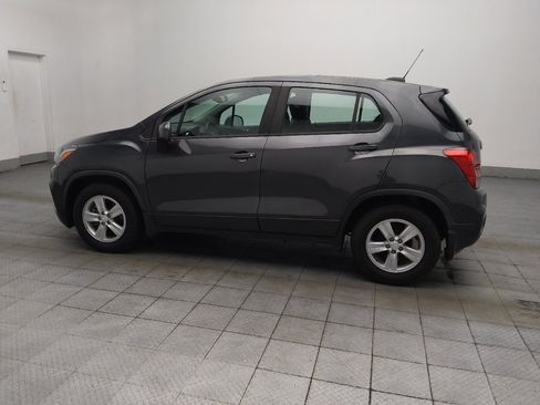 Used 2019 Chevrolet Trax LS w/ LPO, Protection Package FWD image 3