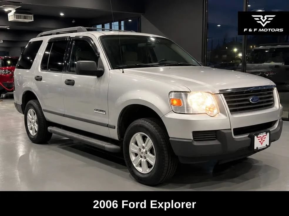 Used 2006 Ford Explorer XLS AWD/4WD image 1
