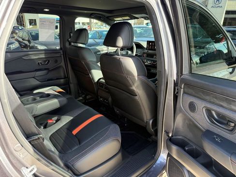 Certified 2026 Honda Passport TrailSport image 19