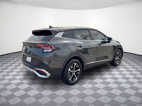 Used 2024 Kia Sportage EX FWD image 9