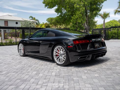Used 2017 Audi R8 V10 AWD/4WD image 7