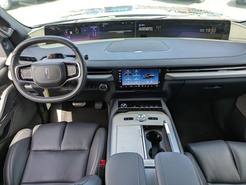 New 2026 Lincoln Navigator Reserve w/ Jet Appearance Package AWD/4WD image 22
