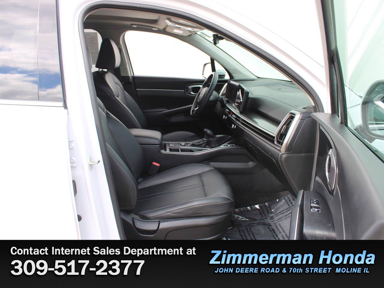 Used 2025 Kia Sorento S w/ Panoramic Sunroof Package AWD/4WD image 19