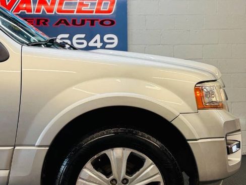 Used 2015 Ford Expedition EL Platinum image 9