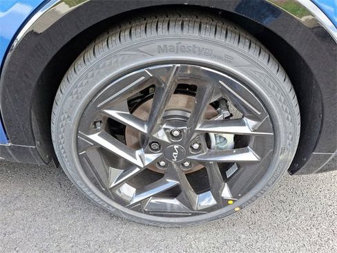 New 2025 Kia K4 GT-Line Turbo image 5