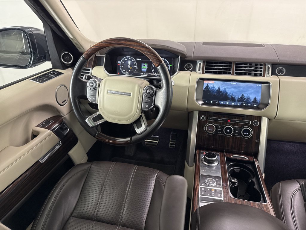 Used 2017 Land Rover Range Rover Supercharged AWD/4WD image 19