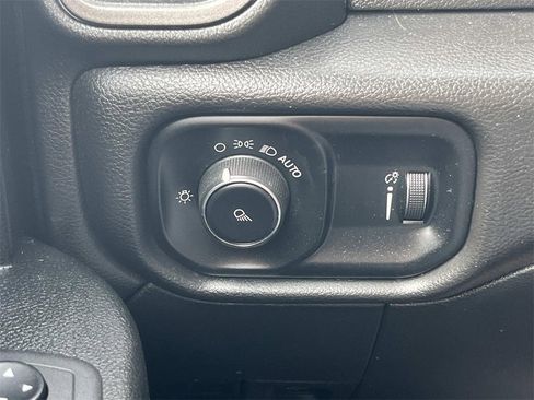 Used 2022 RAM 3500 Tradesman image 28