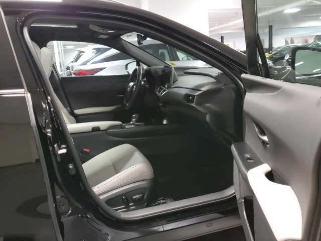 Used 2025 Lexus UX 300h AWD w/ Accessory Package (Z1) image 32