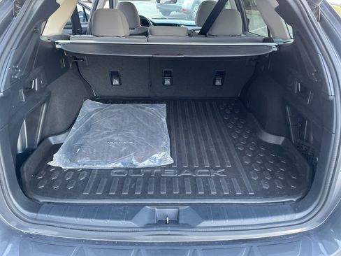 Used 2022 Subaru Outback Premium w/ Popular Package #1 image 21