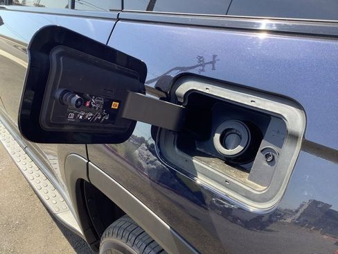 Used 2024 Jeep Grand Cherokee L Limited w/ Luxury Tech Group II image 26