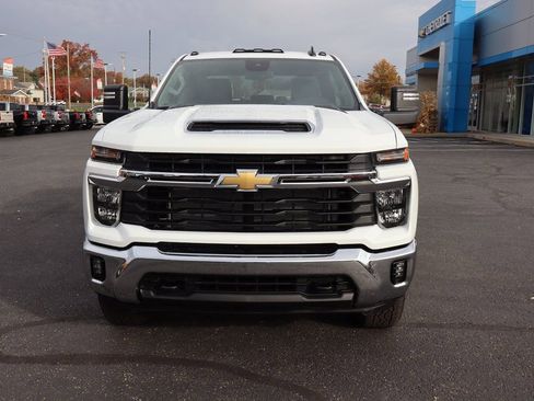 Used 2026 Chevrolet Silverado 2500 LT image 25
