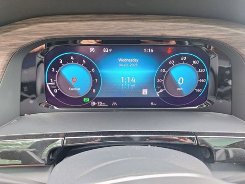 New 2025 Volkswagen Atlas SEL image 14