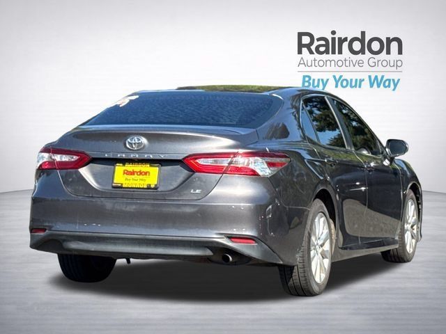Used 2018 Toyota Camry LE w/ Moonroof Package FWD image 12