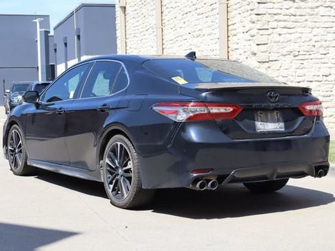 Used 2019 Toyota Camry XSE FWD image 3