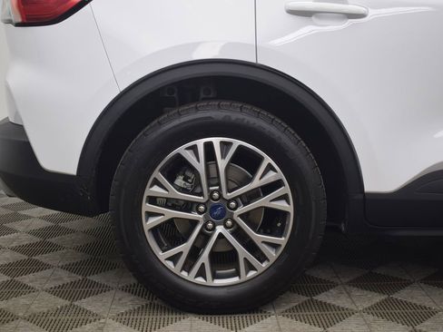 Used 2022 Ford Escape SEL image 32