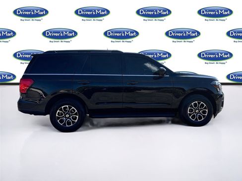 Used 2022 Ford Expedition XLT RWD image 8