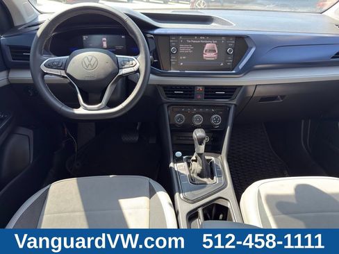 Used 2023 Volkswagen Taos SE w/ Panoramic Sunroof Package FWD image 20