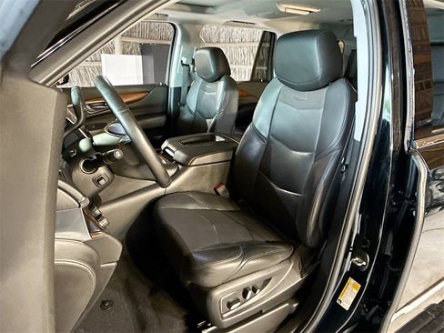 Used 2018 Cadillac Escalade Premium Luxury image 23