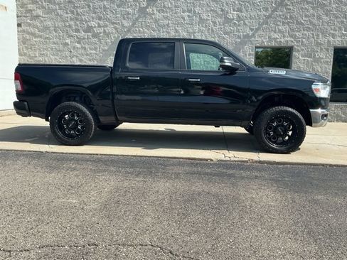 Used 2019 RAM 1500 Big Horn AWD/4WD image 8