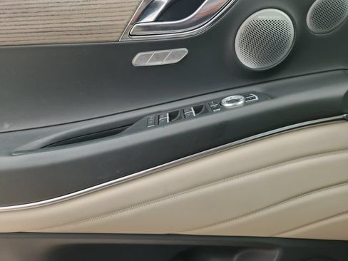 Used 2025 Genesis GV80 2.5T Prestige AWD/4WD image 21