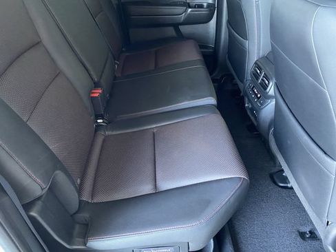 Certified 2024 Honda Ridgeline Black Edition image 12