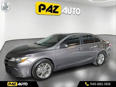 Used 2017 Toyota Camry SE FWD image 1
