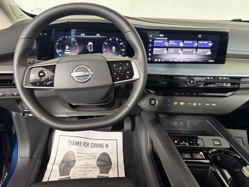 Certified 2025 Nissan Murano SL w/ Cargo Package AWD/4WD image 3