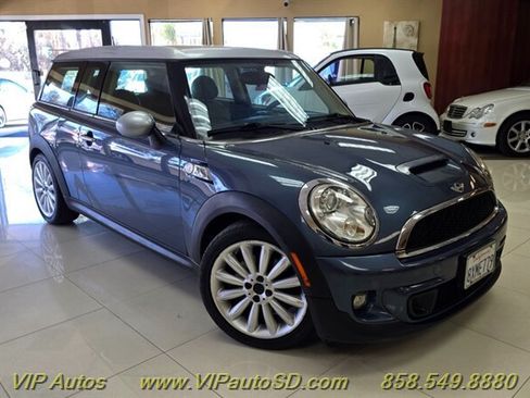Used 2011 MINI Cooper Clubman S FWD image 1
