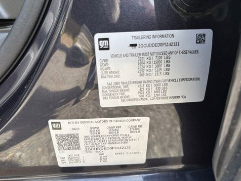 Used 2023 Chevrolet Silverado 1500 LT w/ Protection Package image 31