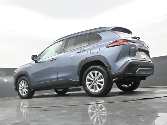 Used 2026 Toyota Corolla Cross LE w/ Moonroof Package FWD image 24