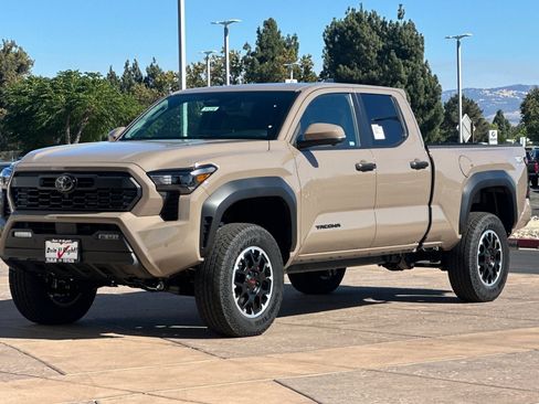 New 2026 Toyota Tacoma TRD Off-Road w/ TRD Off Road Premium Package AWD/4WD image 8