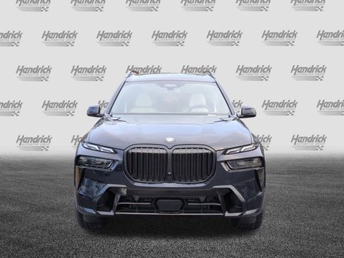New 2026 BMW X7 xDrive40i image 3