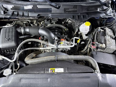 Used 2020 RAM 1500 Warlock AWD/4WD image 3