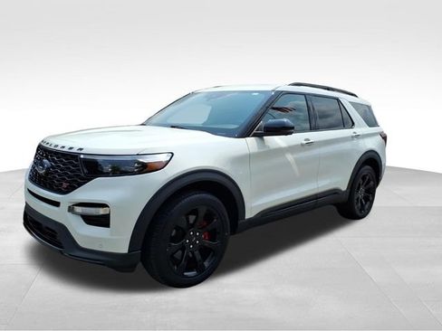 Used 2023 Ford Explorer ST w/ Equipment Group 401A AWD/4WD image 2