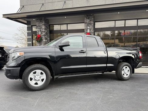 Used 2019 Toyota Tundra SR image 15