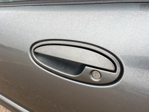 Used 2004 Chevrolet Corvette Coupe w/ Roof Package image 46