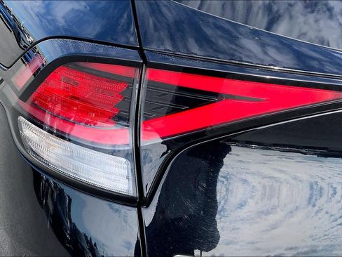 Used 2023 Kia Sportage SX image 28