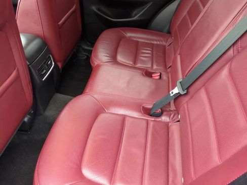 Used 2023 MAZDA CX-5 Carbon Edition image 19