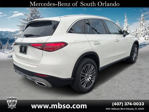 Certified 2025 Mercedes-Benz GLC 300 4MATIC image 16