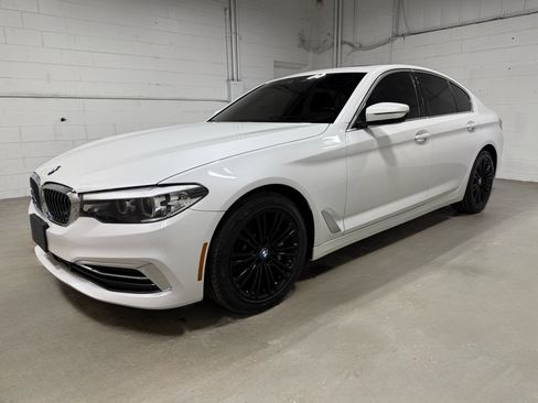 Used 2019 BMW 540i xDrive image 1