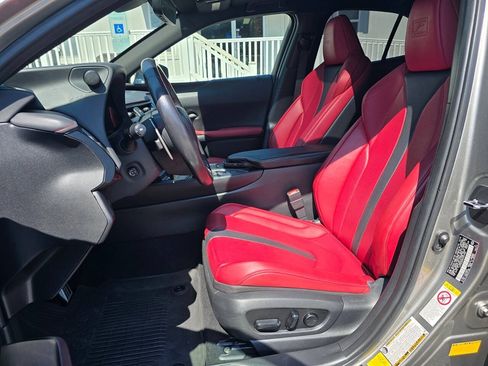 Used 2019 Lexus UX 200 F Sport FWD image 18