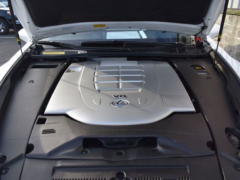 Used 2014 Lexus LS 460 AWD image 28