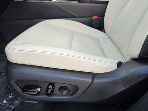 Used 2023 Lexus RX 350 Premium w/ Accessory Package (Z1) image 14