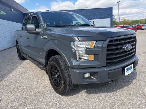 Used 2016 Ford F150 XLT w/ Equipment Group 301A Mid AWD/4WD image 7