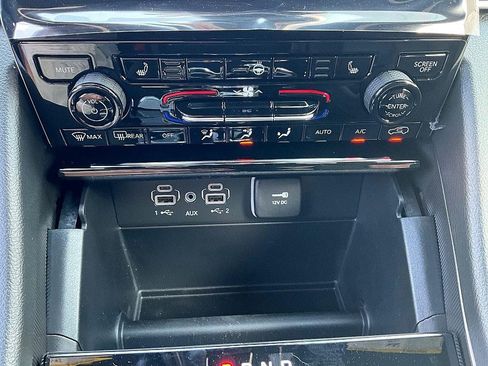 New 2025 Jeep Grand Cherokee Limited image 21